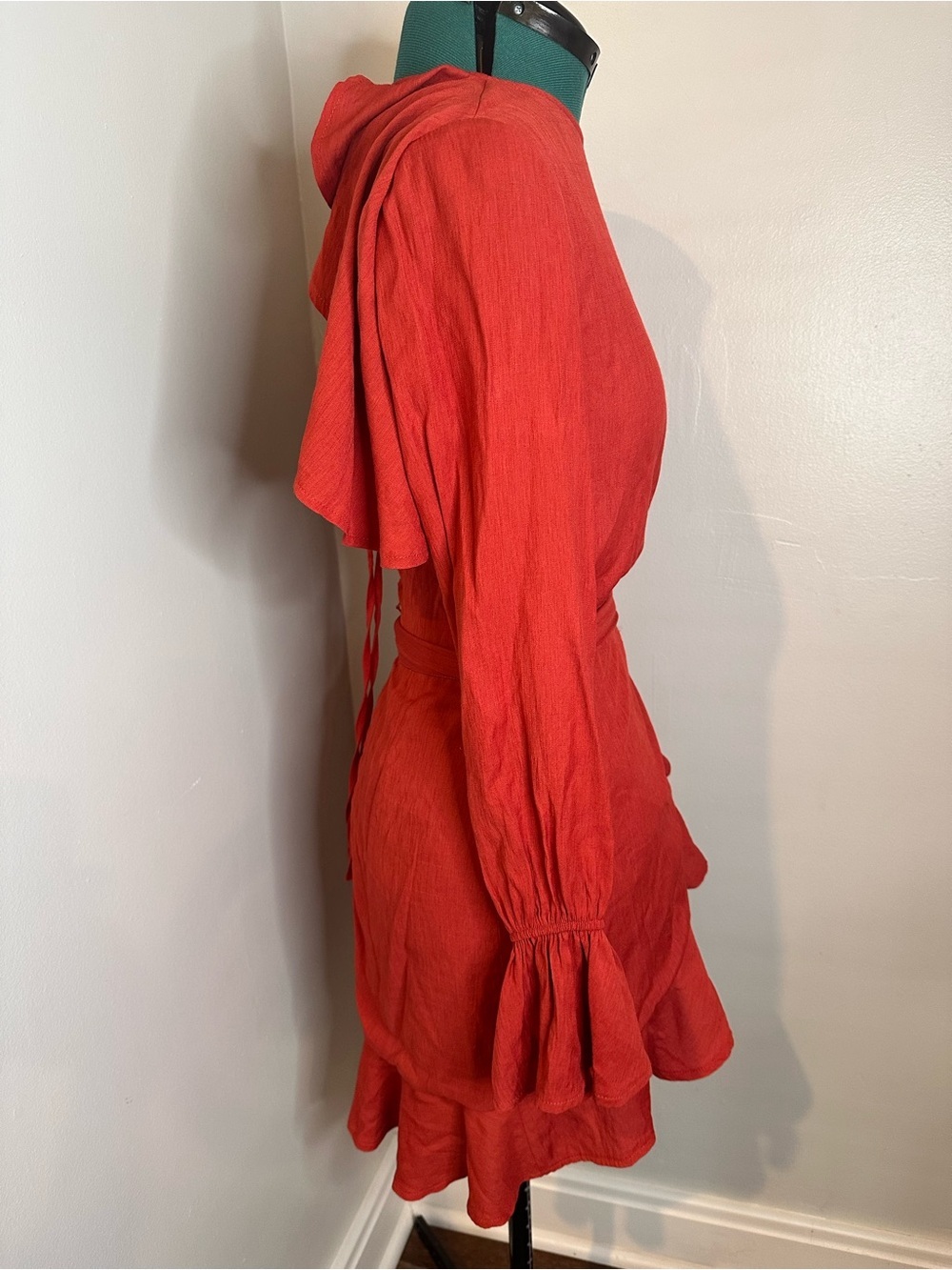Open back Ruffled Mini Dress small deep rust color - Picture 5 of 14